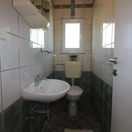 Hotel Ferienhaus-in-porec-mit-pool-melisa-6 Poreč