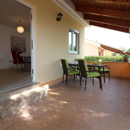 Ferienhaus-in-porec-mit-pool-melisa-6 Poreč